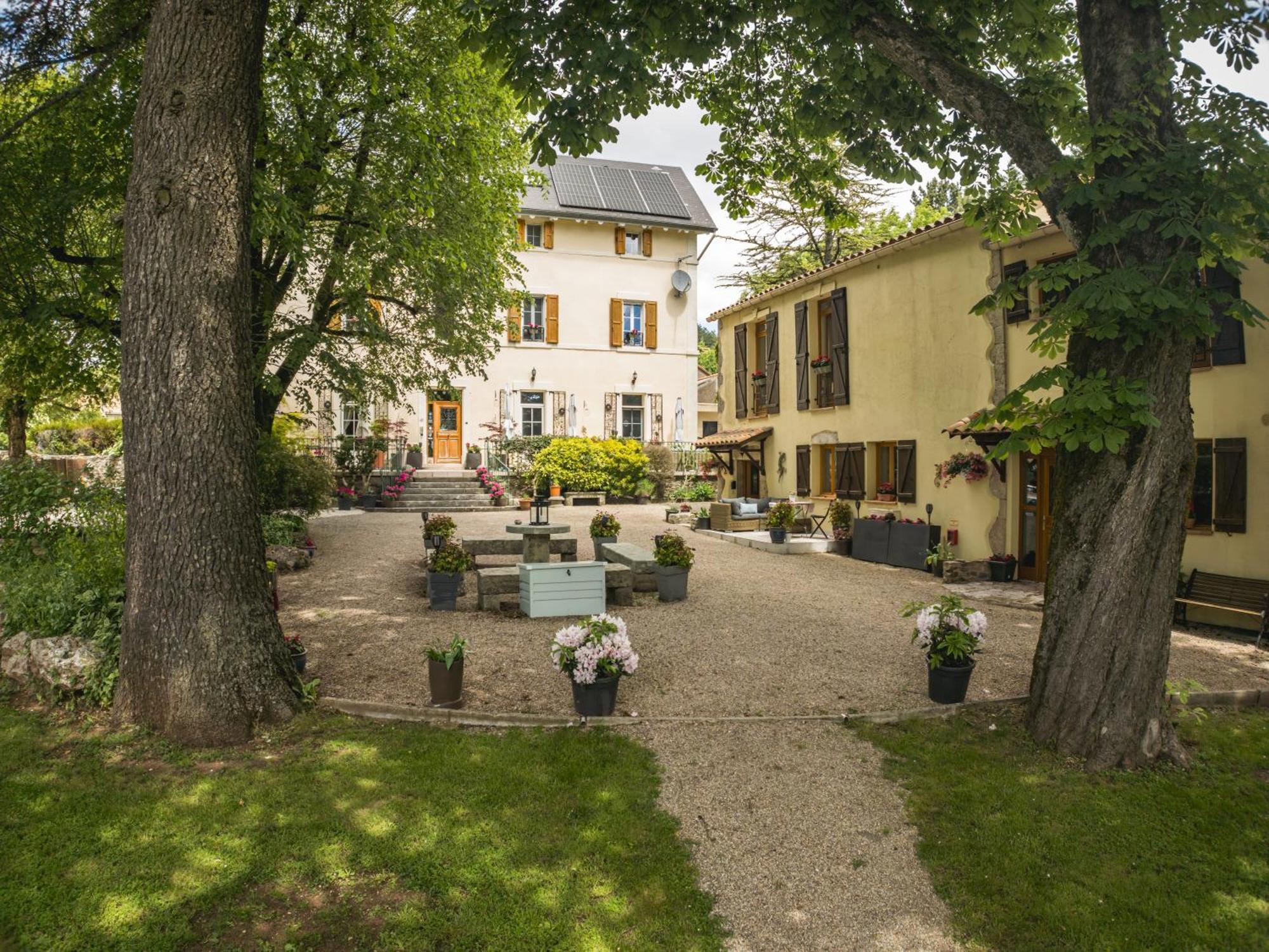 Gites Du Caylar - Chambres Et Appartments ル・ケラール エクステリア 写真